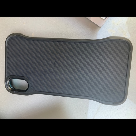 Rebel iPhone XR case. LNIB. Thin! - Picture 2 of 9